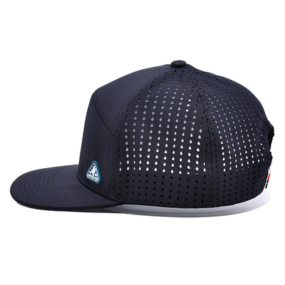 سیاه 6 پانل کامیونگر کلاه Snapback ساختاری ساختاری لوگو لاستیک سفارشی پشت 4 پانل سوراخ لیزر