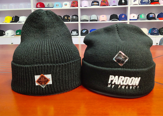 برچسب های خصوصی رنگ زمستانی Unisex Plain Winter Knit Beanie Hats